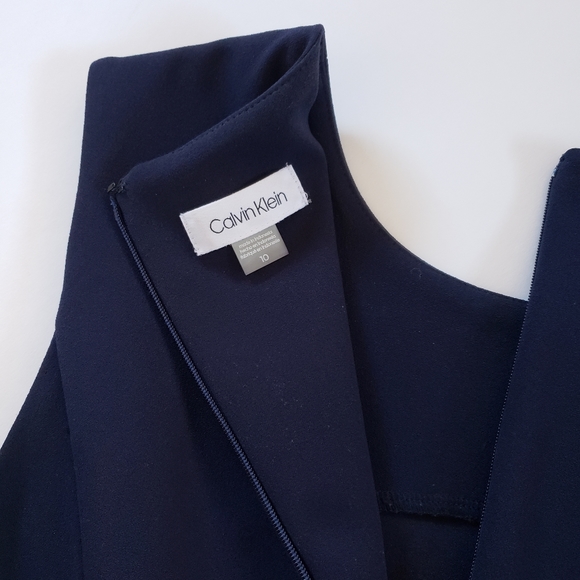 Calvin Klein Illusion - Trim Fit & Flare Dress - Picture 10 of 11